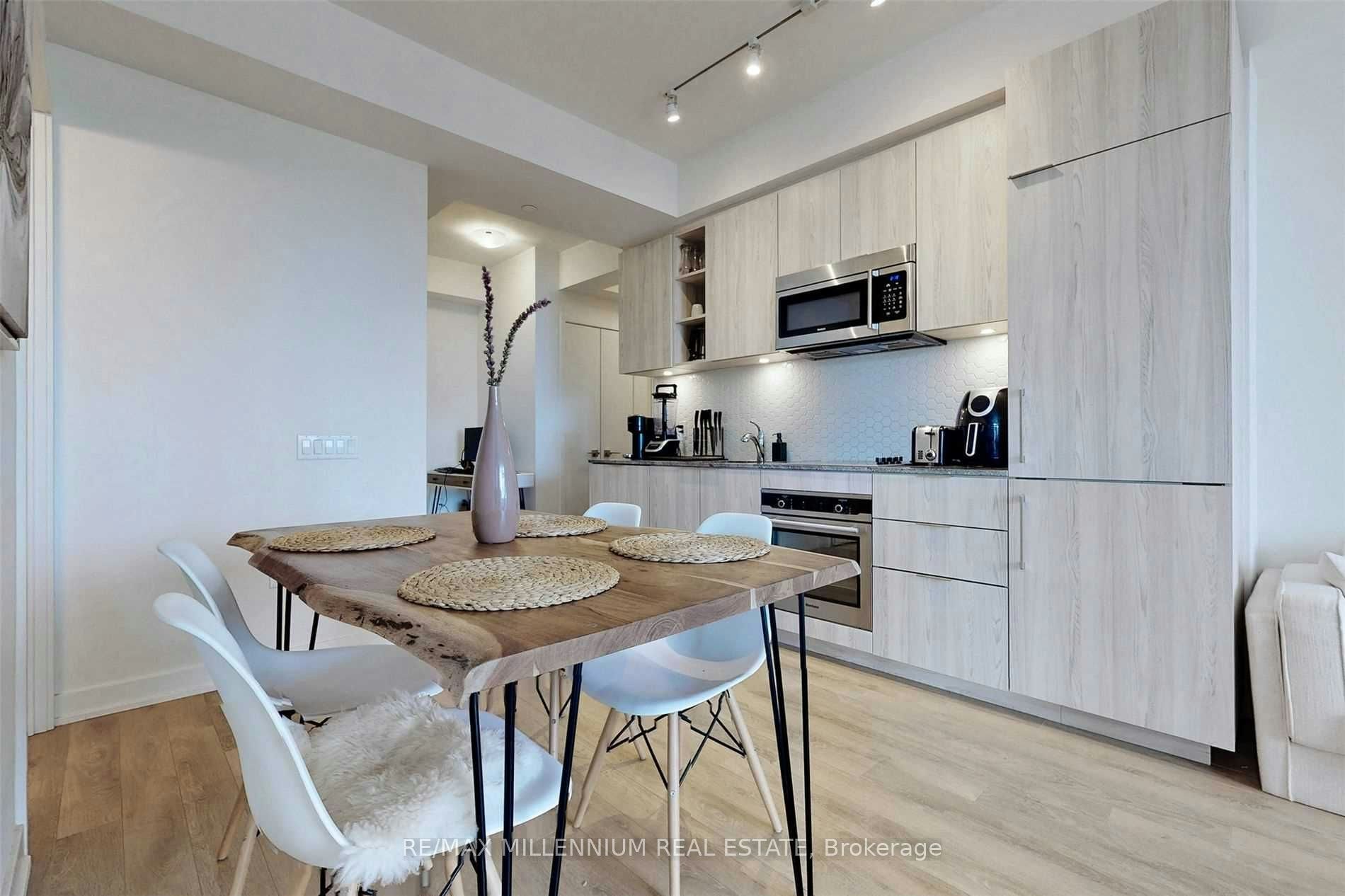 2802-50 Ordnance Street, Toronto, ON, M6K 0C8 - 8