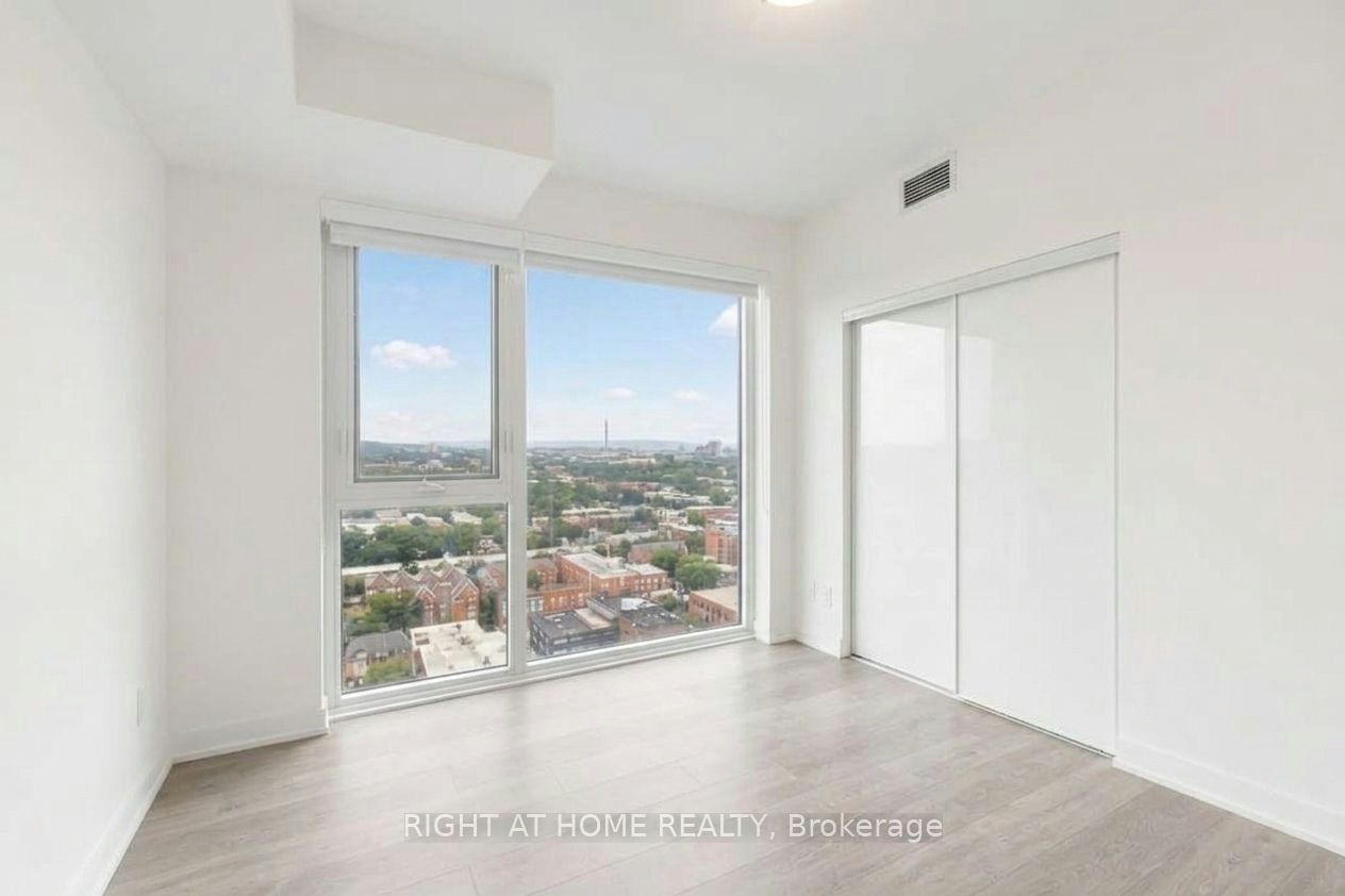 2502-5 Defries Street, Toronto, ON, M5A 0W7 - 15