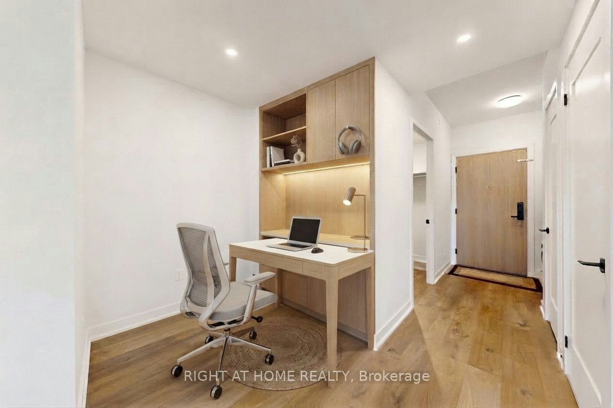 2502-5 Defries Street, Toronto, ON, M5A 0W7 - 19
