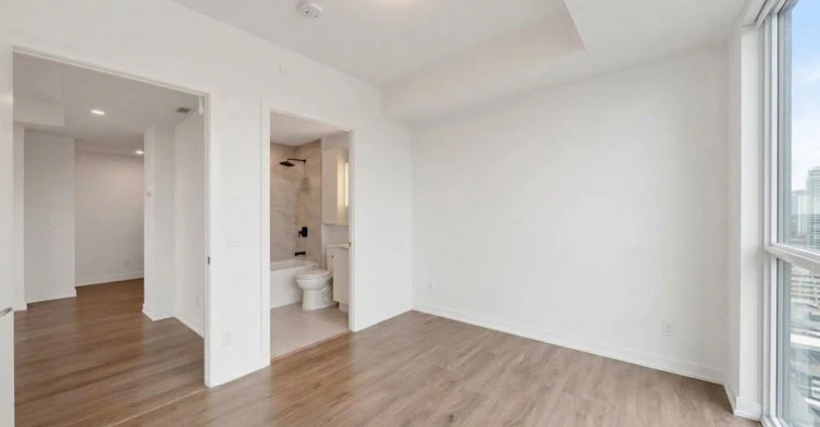 2502-5 Defries Street, Toronto, ON, M5A 0W7 - 18