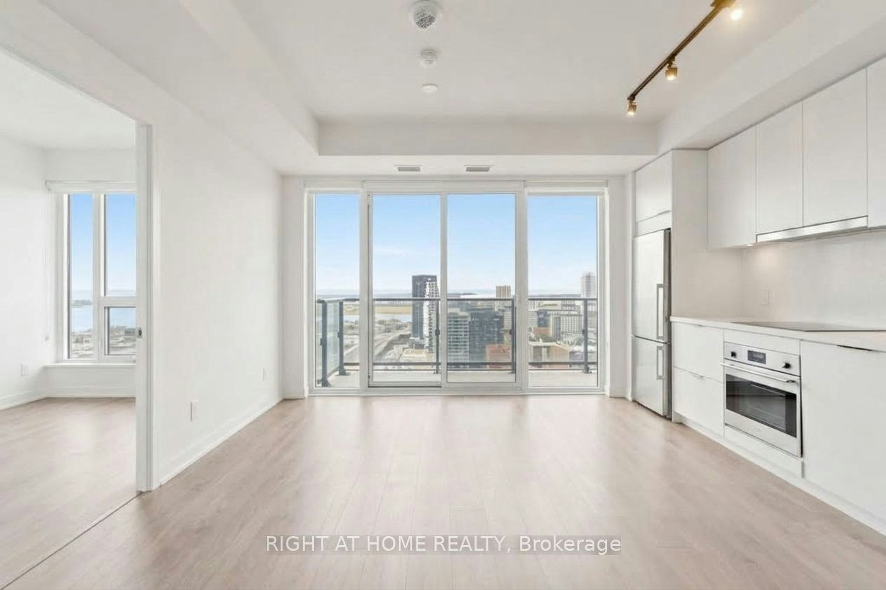 2502-5 Defries Street, Toronto, ON, M5A 0W7 - 10