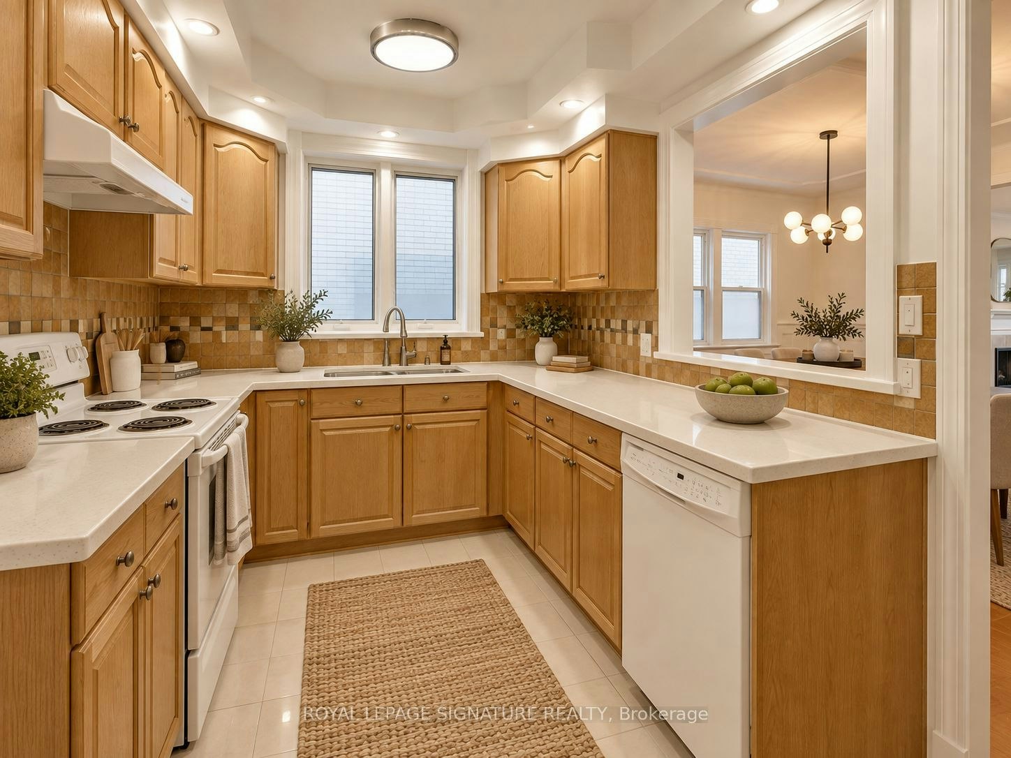 Main-1691 Bathurst Street, Toronto, ON, M5P 3K2 - 6