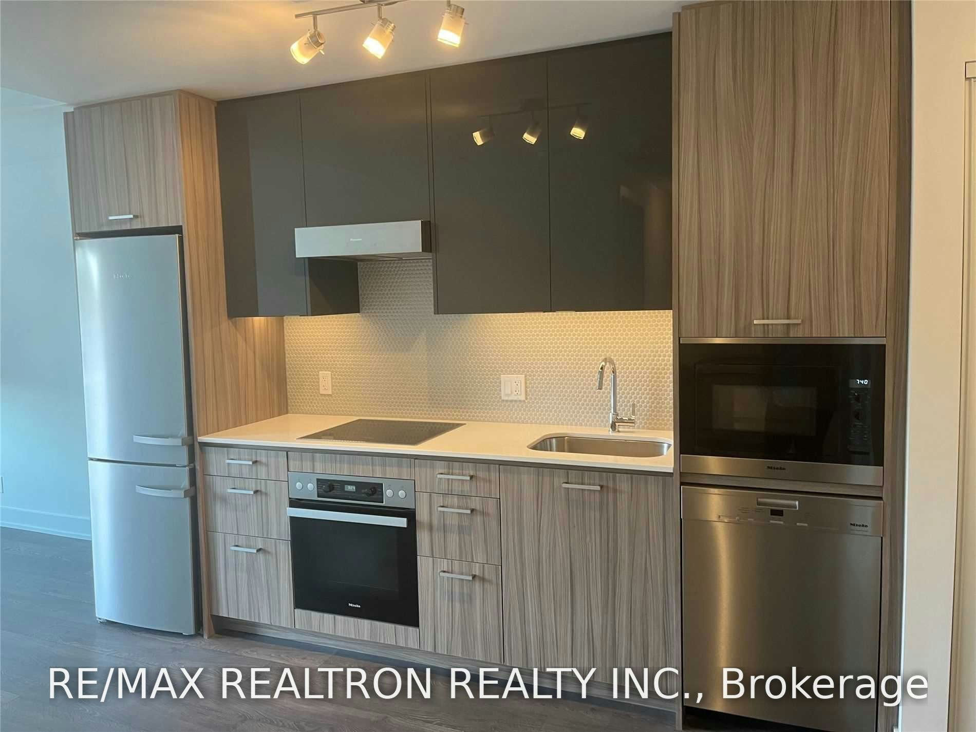 302-11 Lillian Street, Toronto, ON, M4S 2H7 - 3