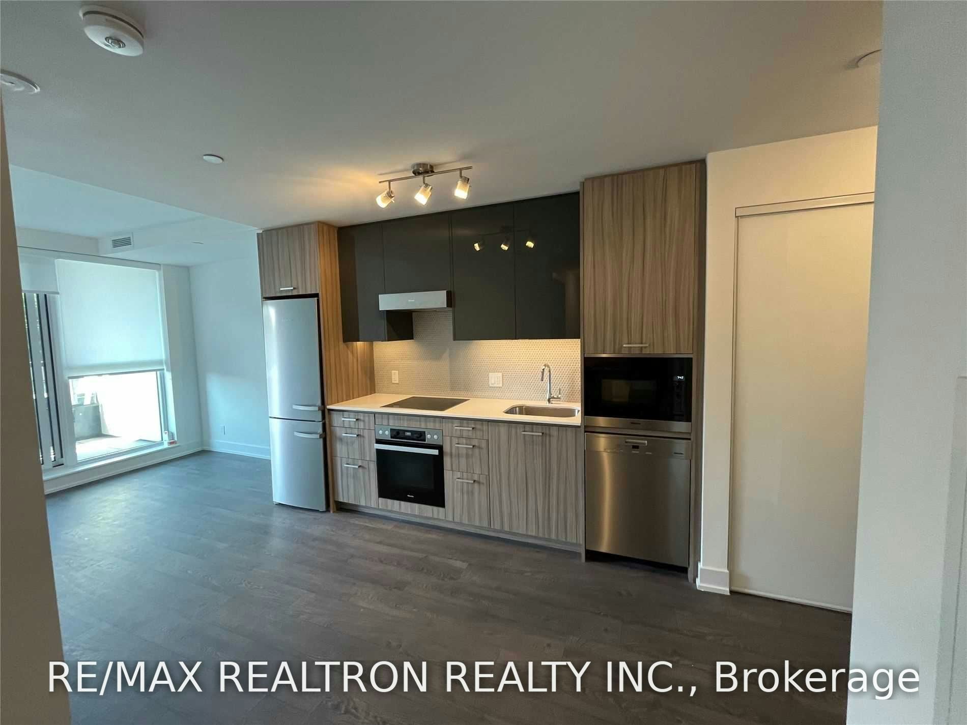 302-11 Lillian Street, Toronto, ON, M4S 2H7 - 4