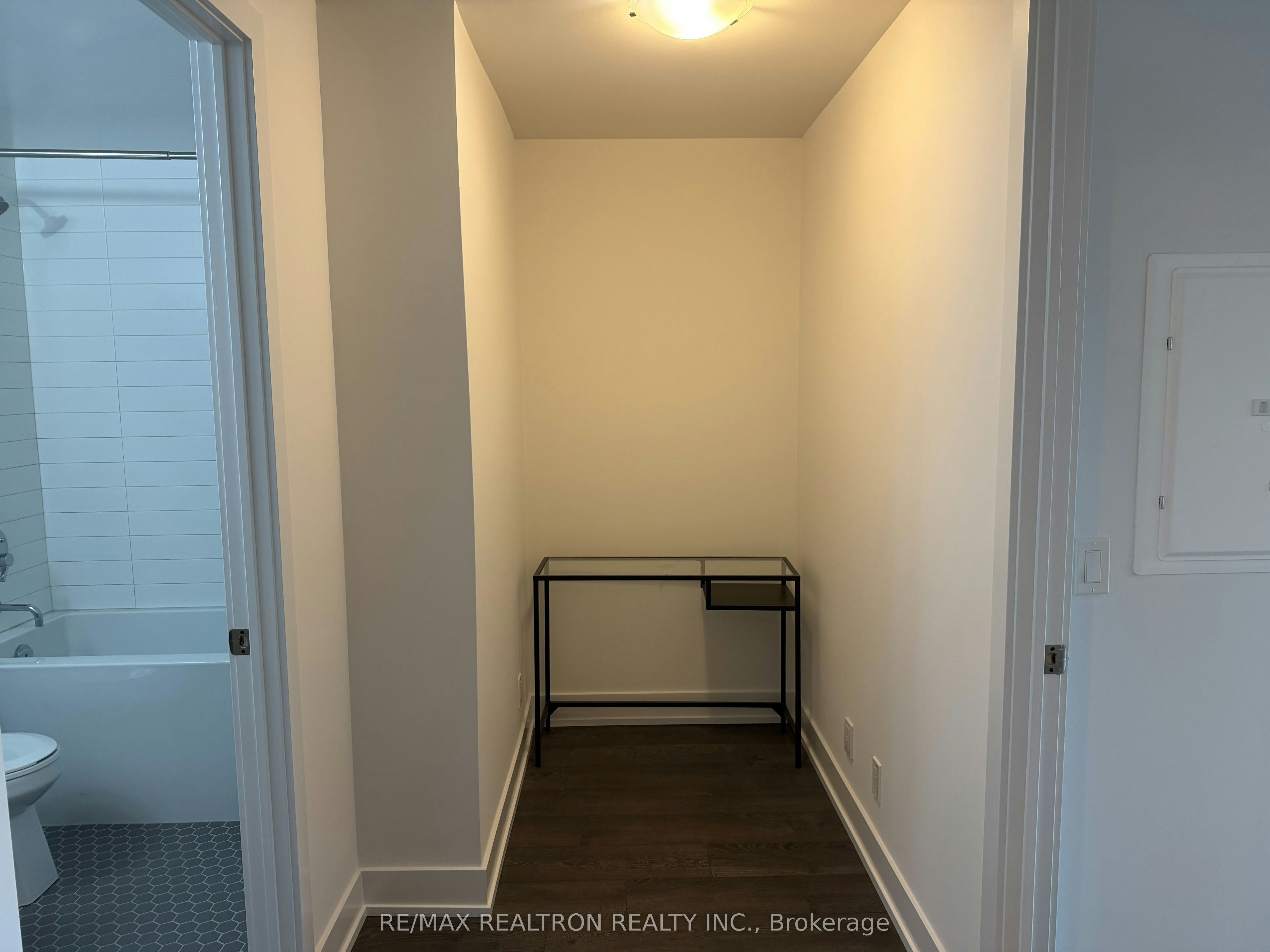 302-11 Lillian Street, Toronto, ON, M4S 2H7 - 11