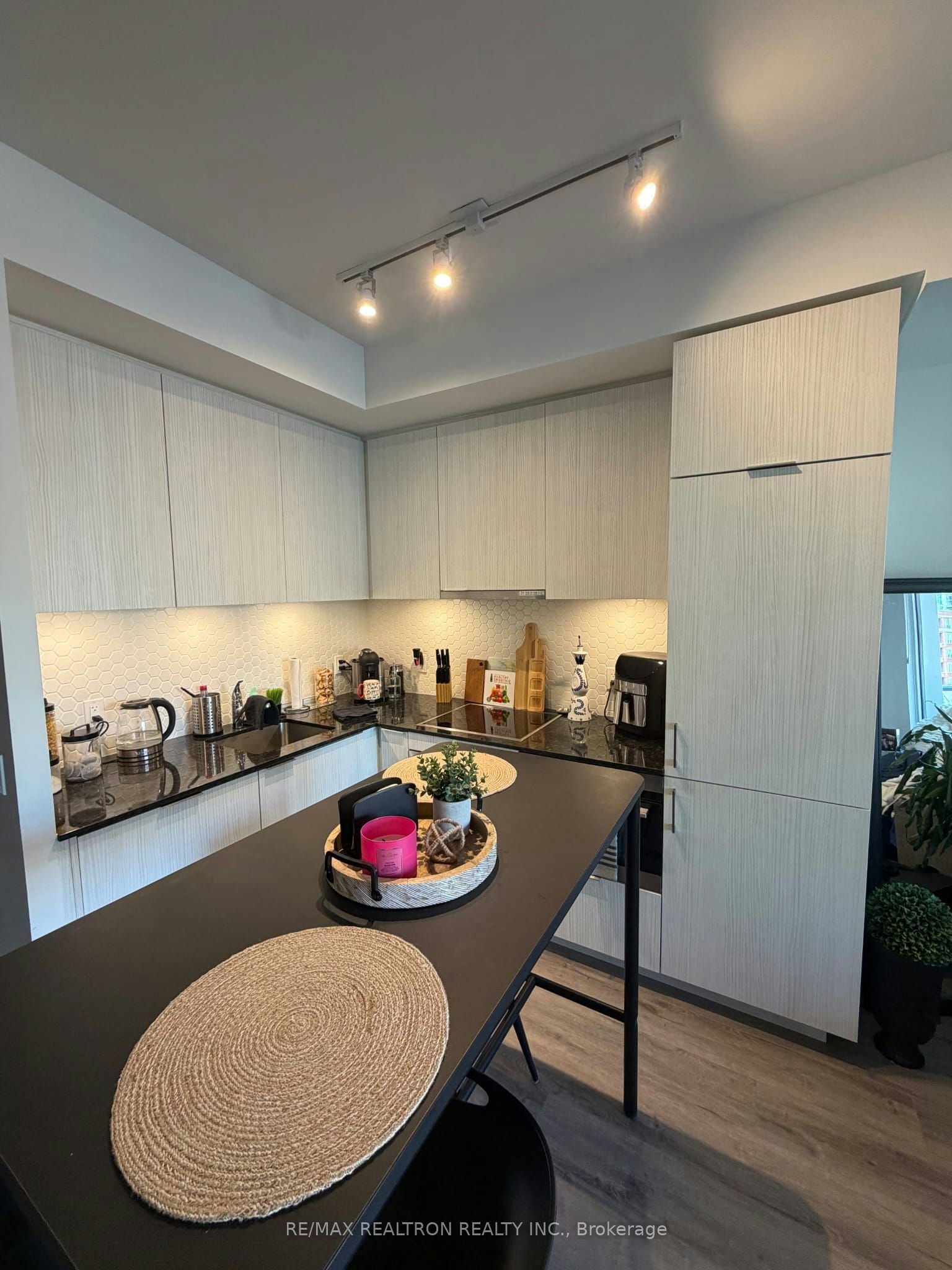 611-158 Front Street E, Toronto, ON, M5A 0K9 - 9
