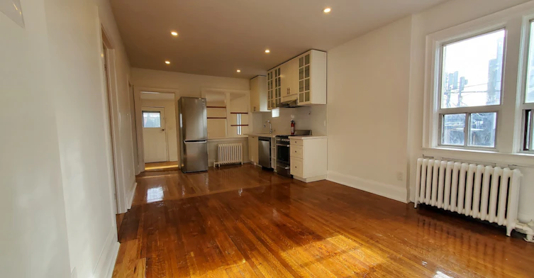 2-15 Alberta Avenue, Toronto, ON, M6H 2R5 - 7