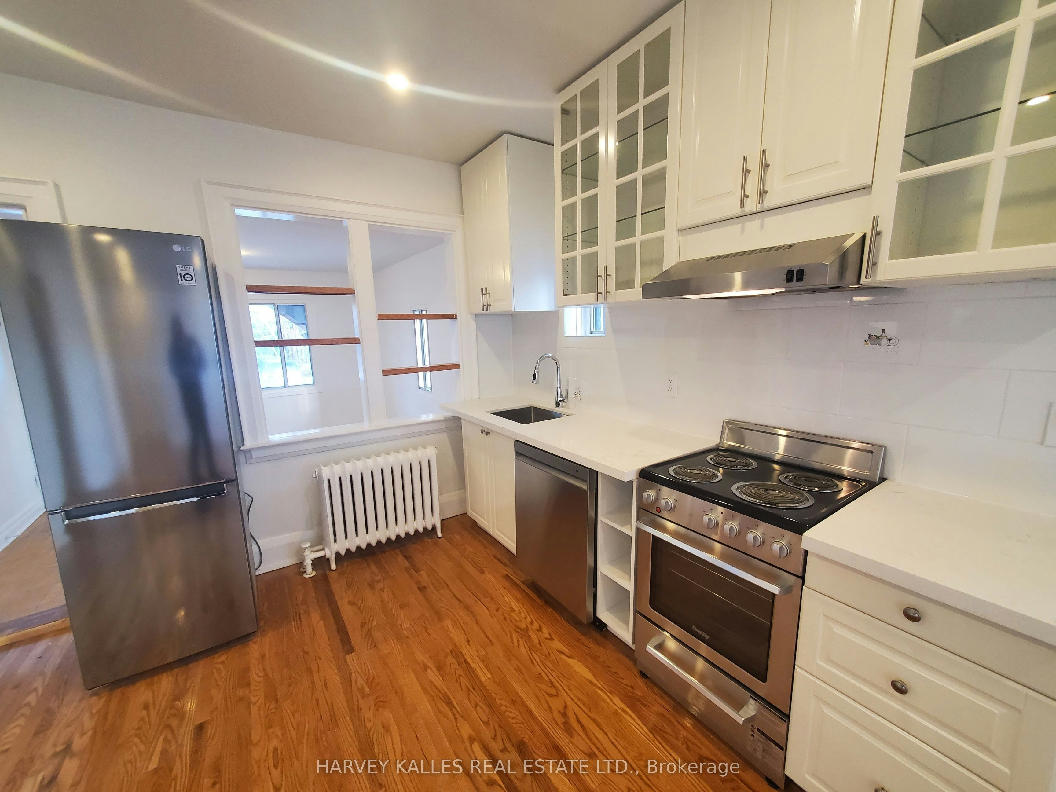 2-15 Alberta Avenue, Toronto, ON, M6H 2R5 - 6