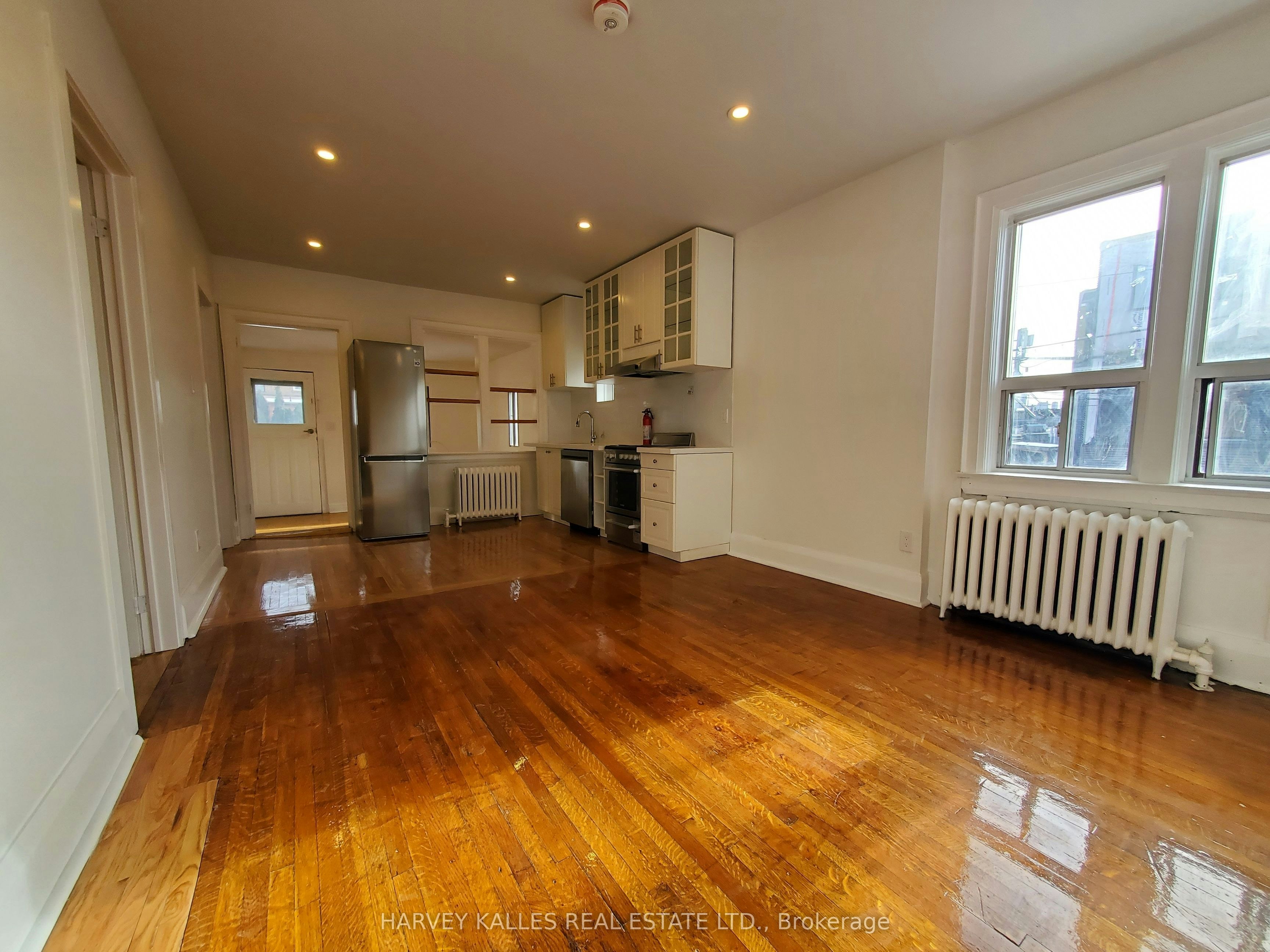 2-15 Alberta Avenue, Toronto, ON, M6H 2R5
