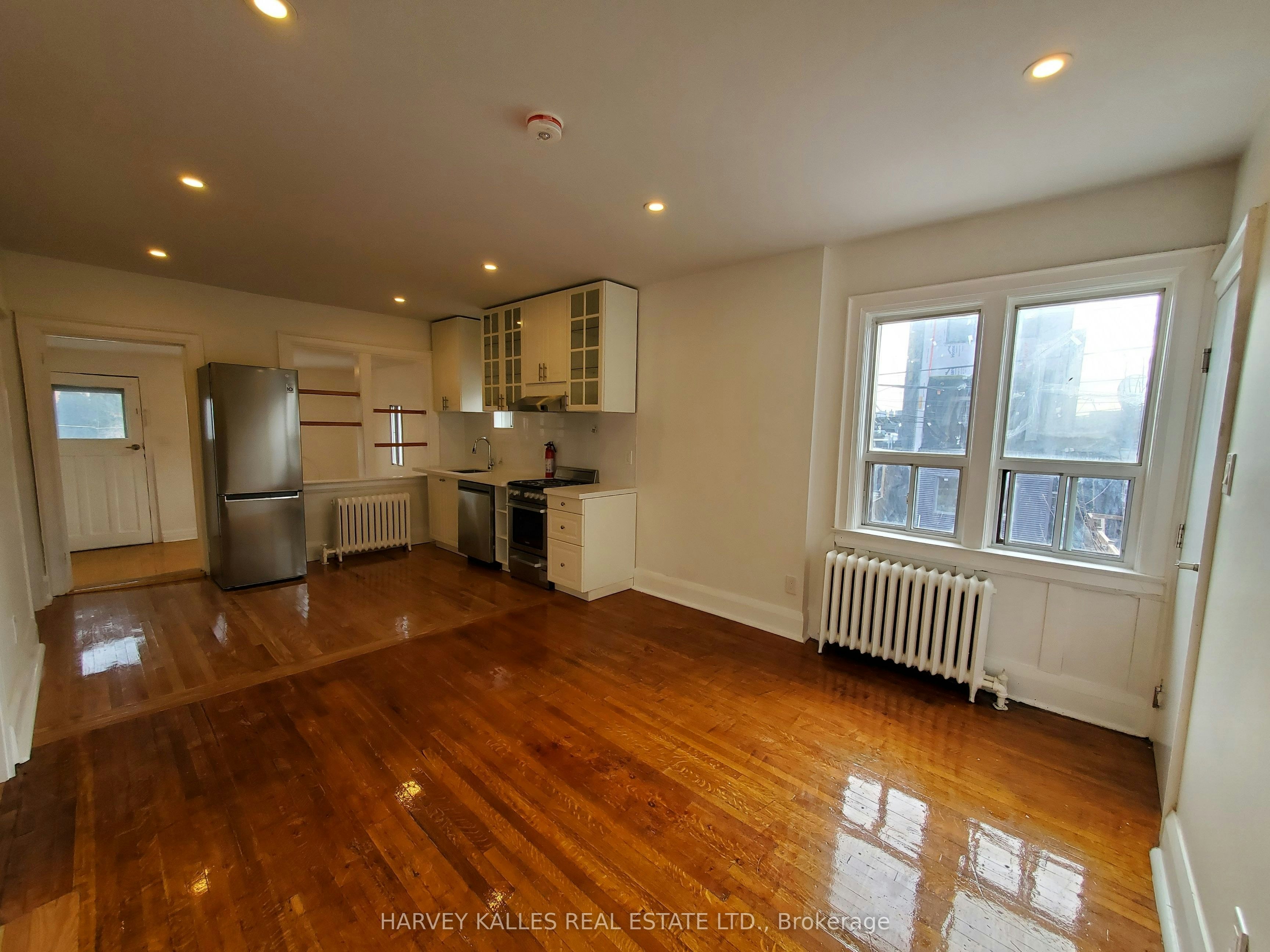 2-15 Alberta Avenue, Toronto, ON, M6H 2R5 - 2