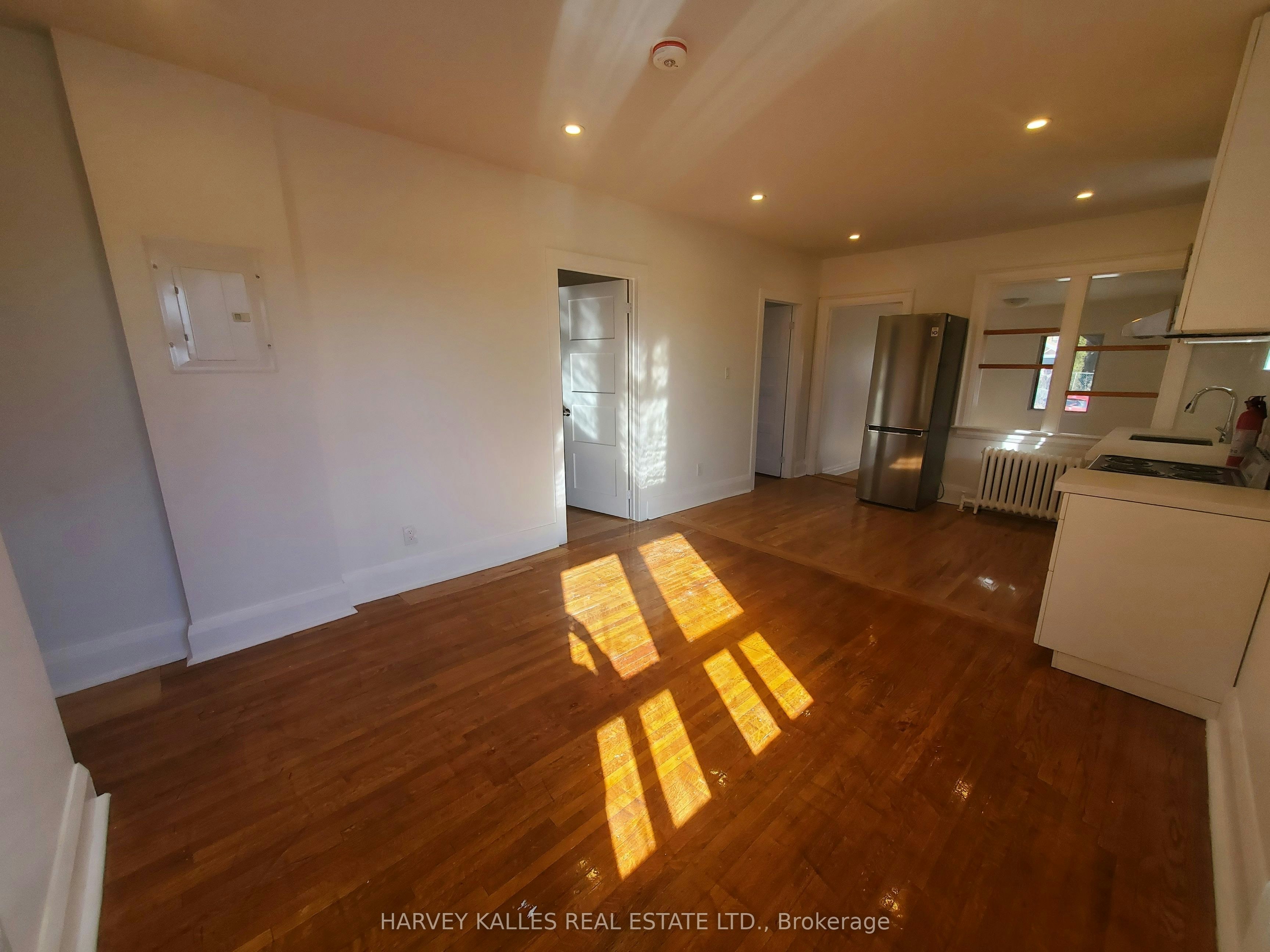 2-15 Alberta Avenue, Toronto, ON, M6H 2R5 - 3