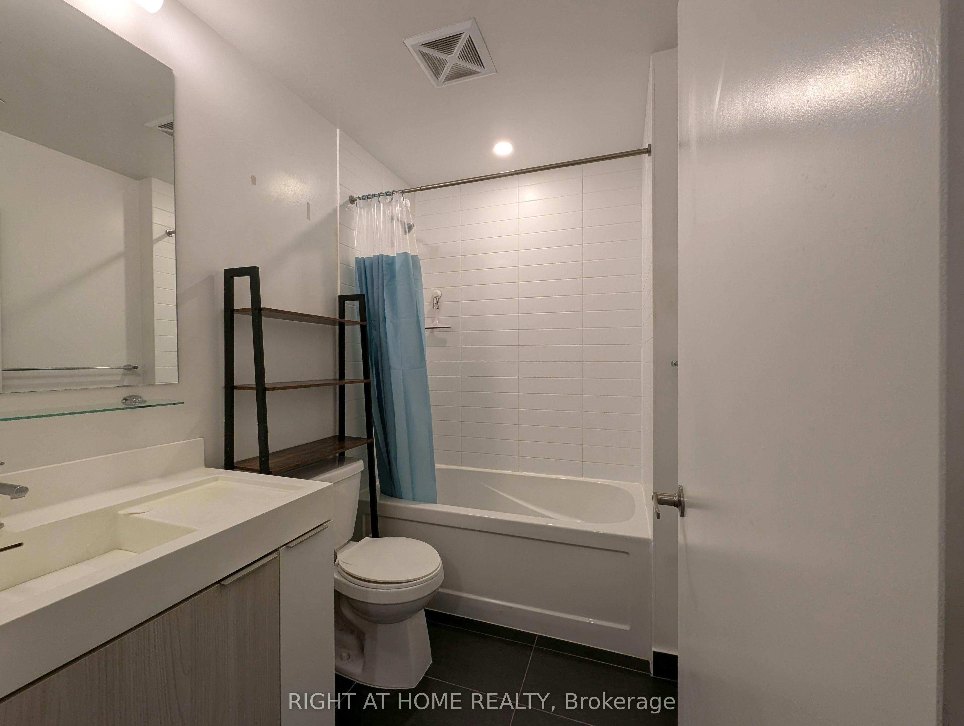 209-20 Tubman Avenue, Toronto, ON, M5A 0M5 - 7