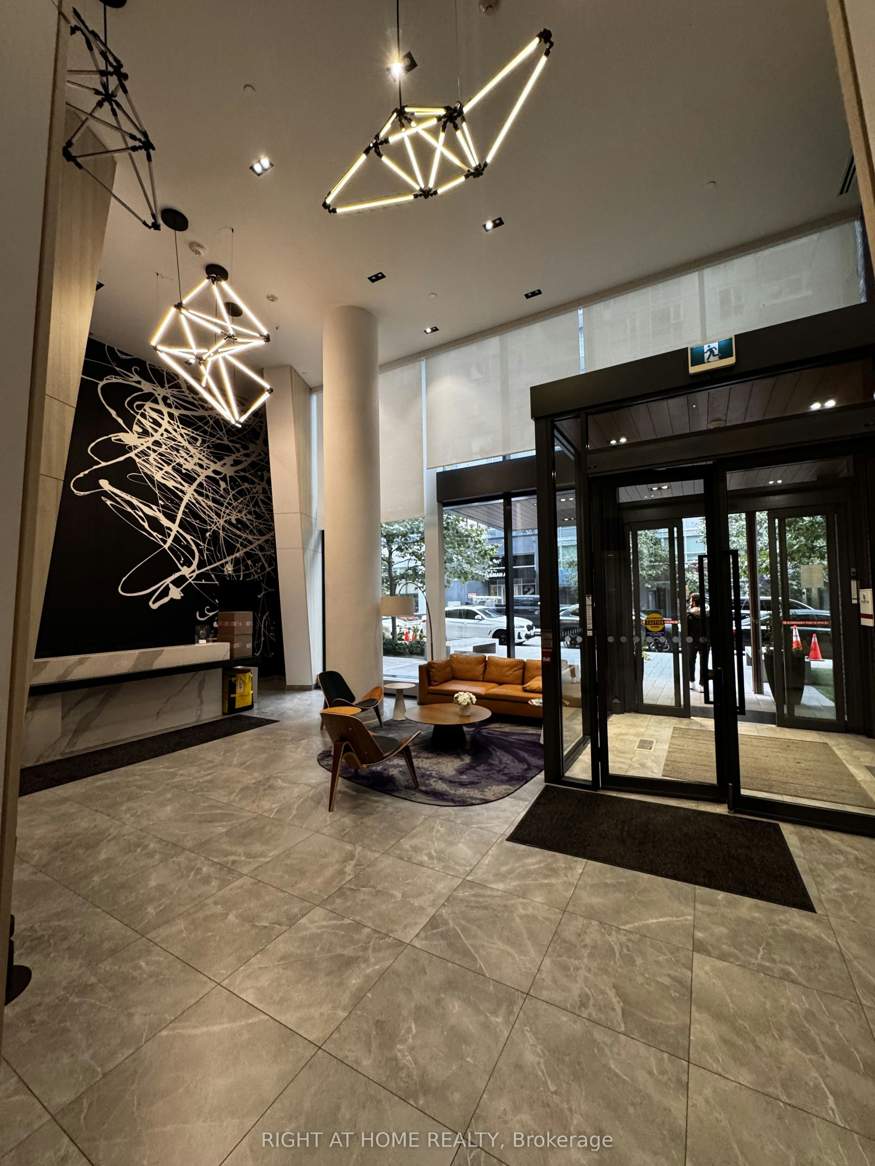 209-20 Tubman Avenue, Toronto, ON, M5A 0M5 - 3