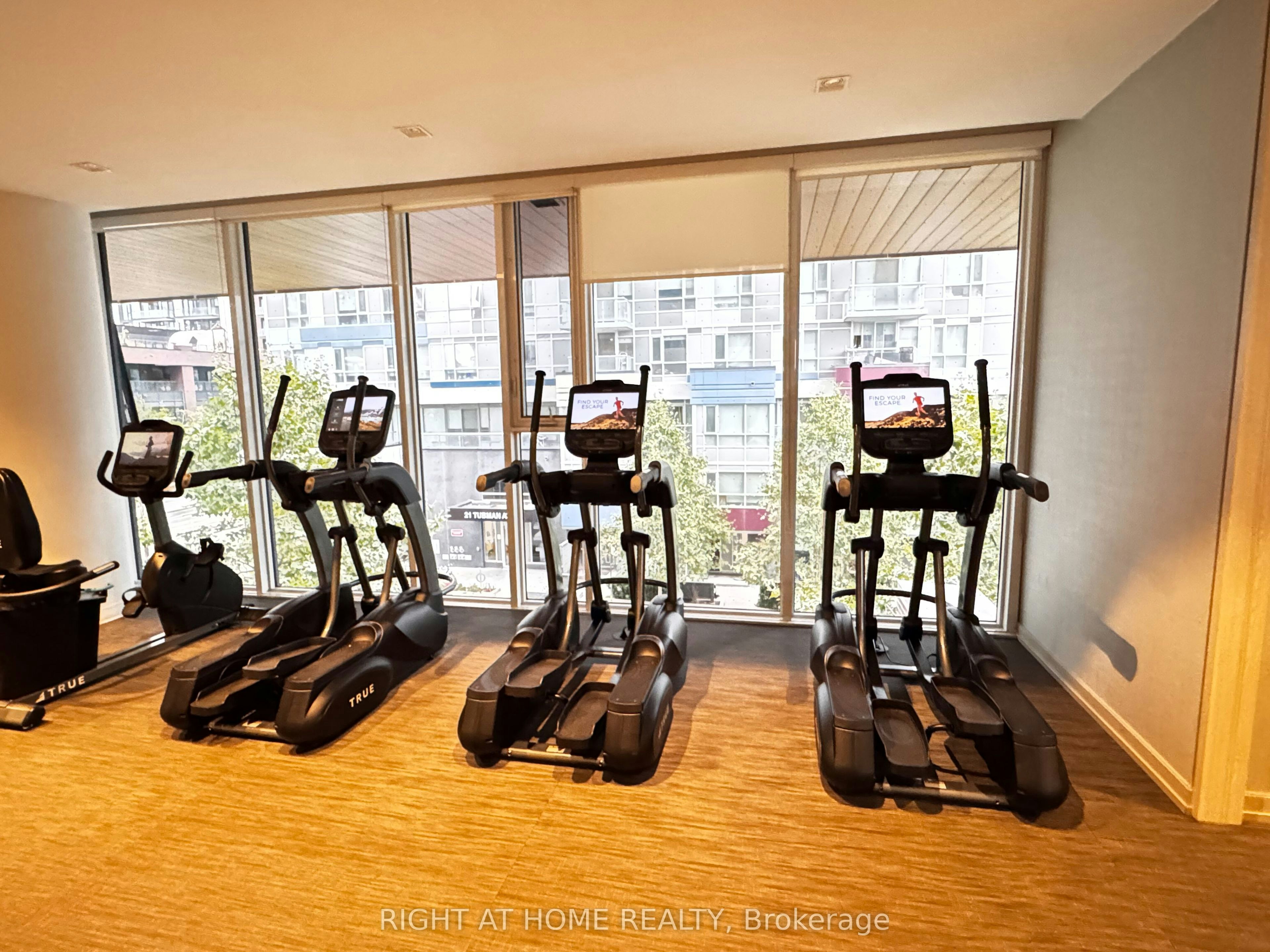 209-20 Tubman Avenue, Toronto, ON, M5A 0M5 - 32