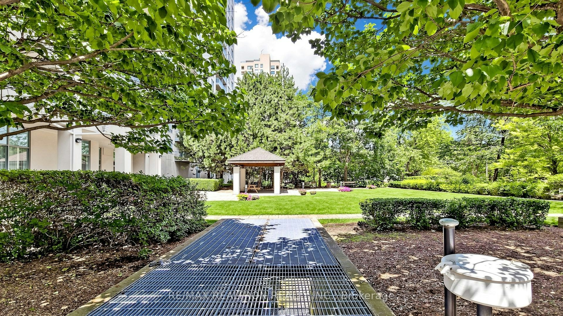 207-28 Empress Avenue, Toronto, ON, M2N 6Z7 - 34