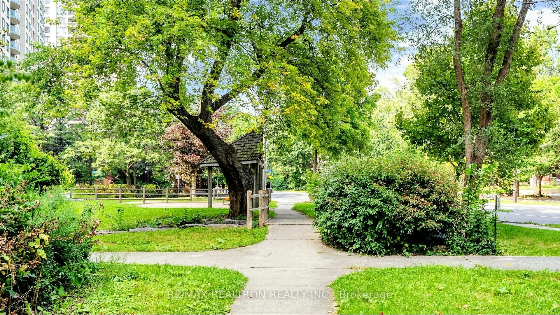207-28 Empress Avenue, Toronto, ON, M2N 6Z7 - 36