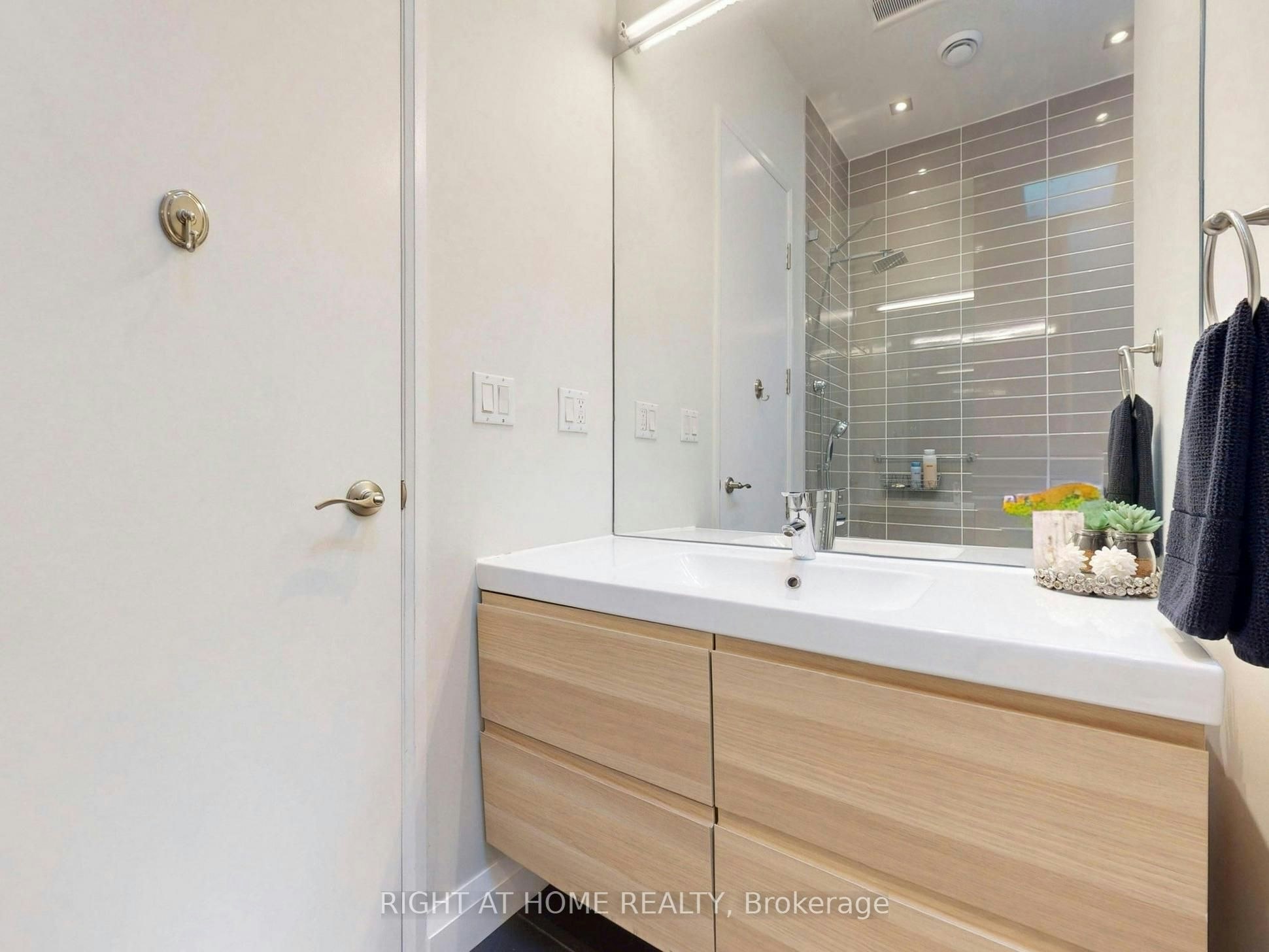 386 Rosewell Avenue, Toronto, ON, M4R 2B4 - 26