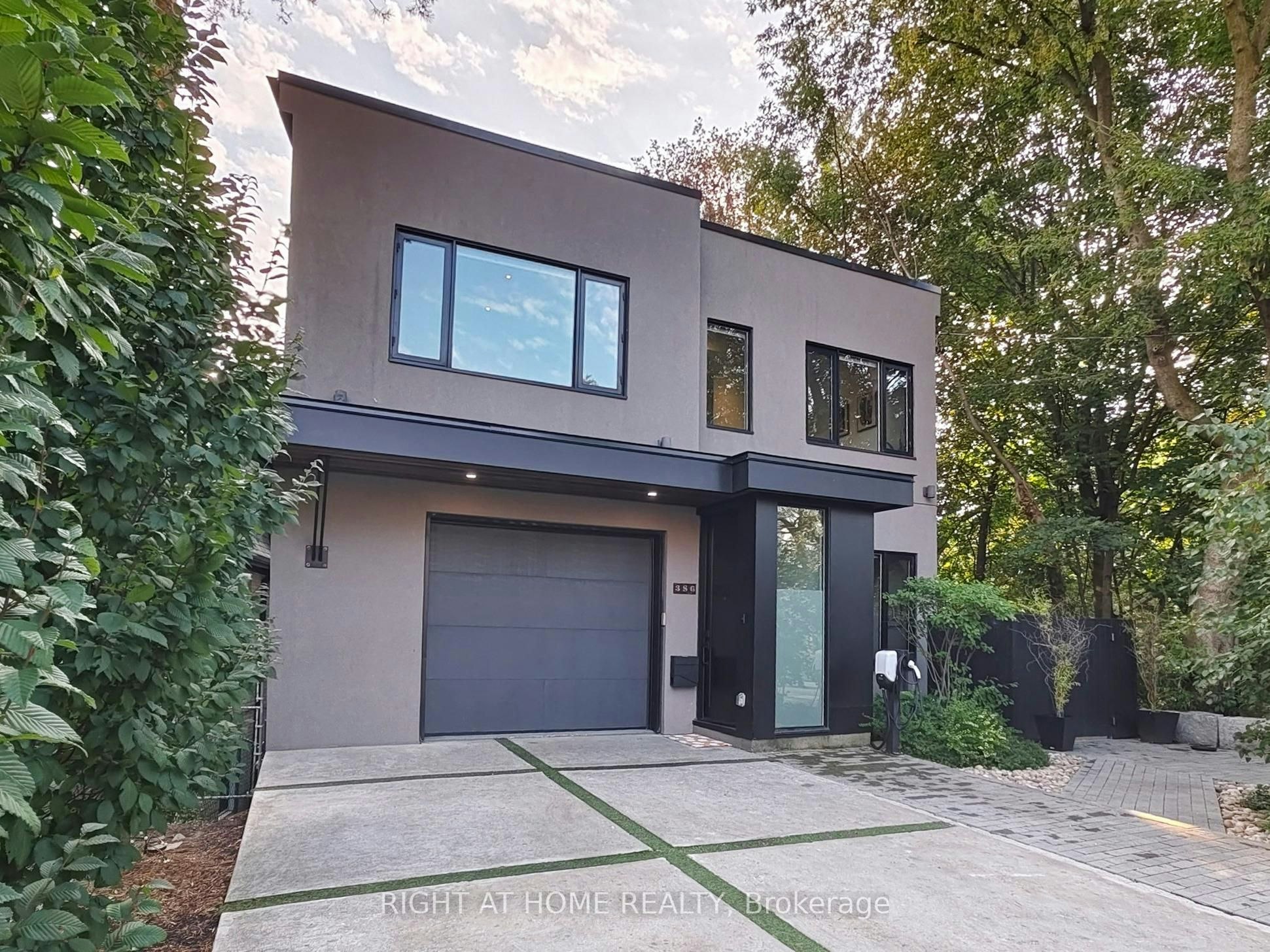 386 Rosewell Avenue, Toronto, ON, M4R 2B4