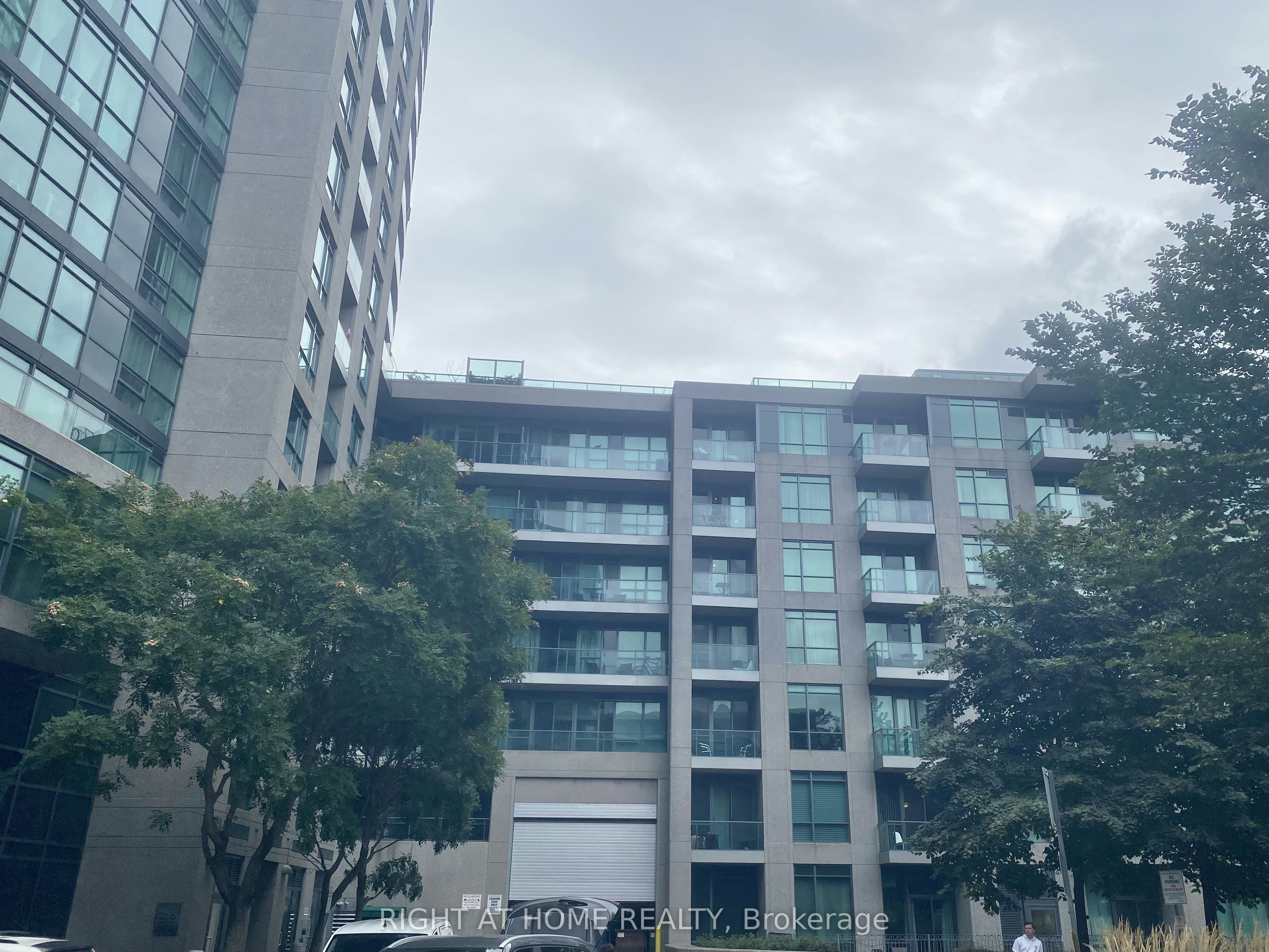 613-215 Fort York Boulevard, Toronto, ON, M5V 4A2 - 2