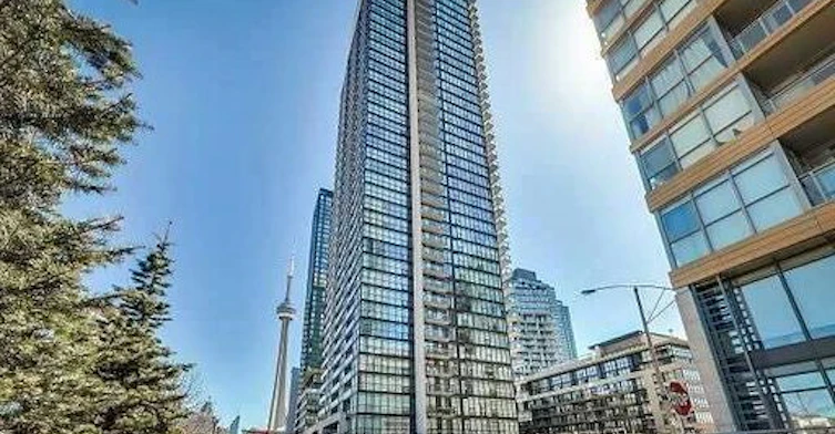 1605-25 Capreol Court, Toronto, ON, M5V 3Z7 - 2