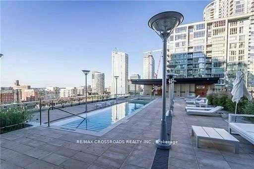 1605-25 Capreol Court, Toronto, ON, M5V 3Z7 - 10