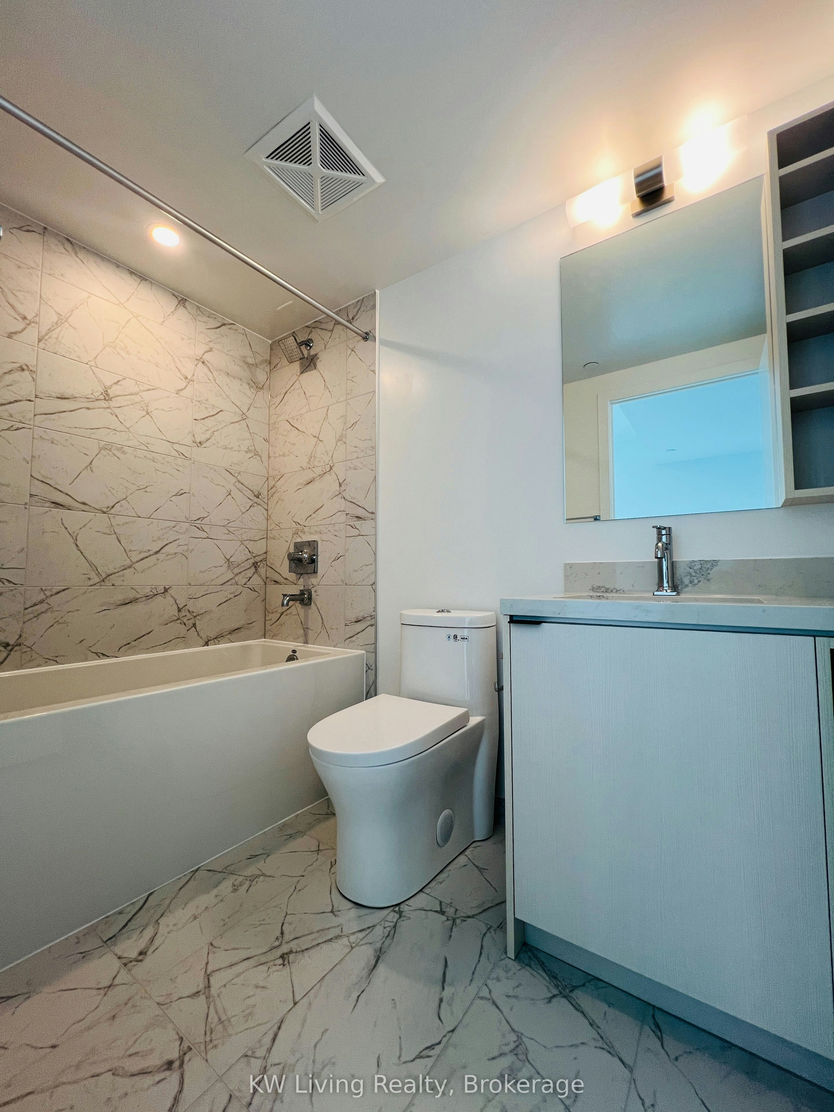 4511-252 Church Street, Toronto, ON, M5B 0E6 - 9
