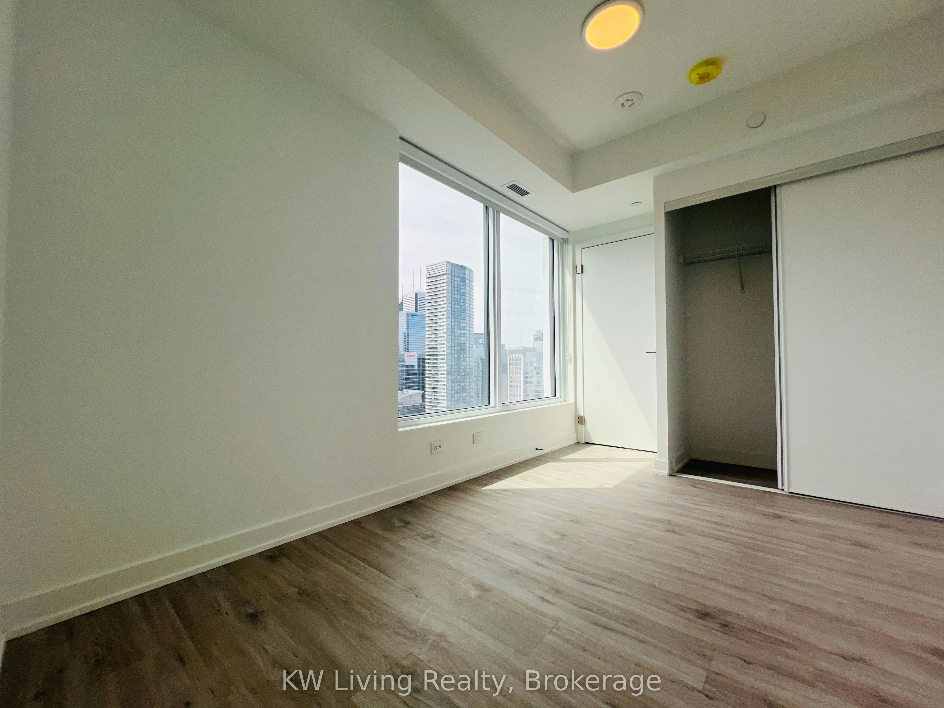 4511-252 Church Street, Toronto, ON, M5B 0E6 - 3