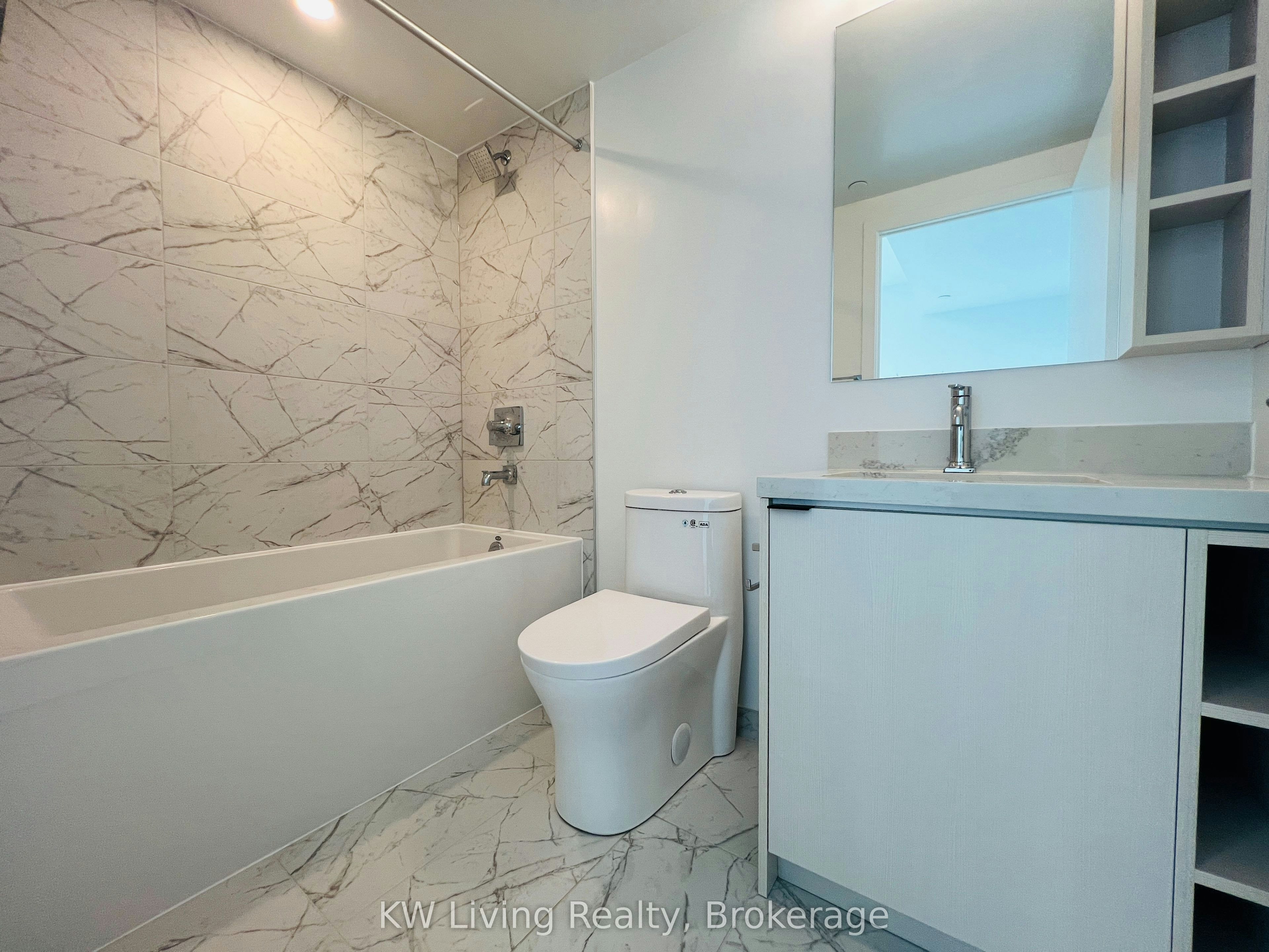4511-252 Church Street, Toronto, ON, M5B 0E6 - 8