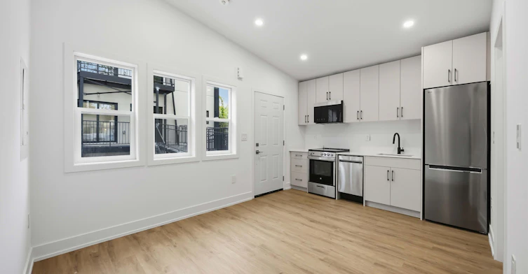 5-207 Connaught Avenue, Toronto, ON, M2M 1H6 - 7