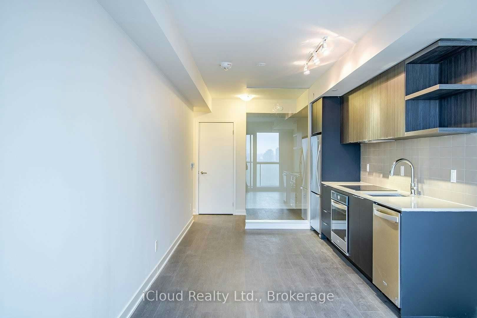 N1101-6 Sonic Way, Toronto, ON, M3C 0P1 - 11