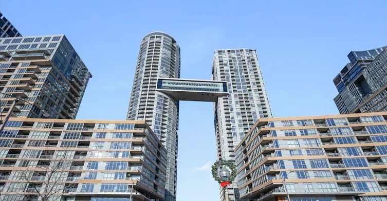 1203-21 Iceboat Terrace, Toronto, ON, M5V 4A9