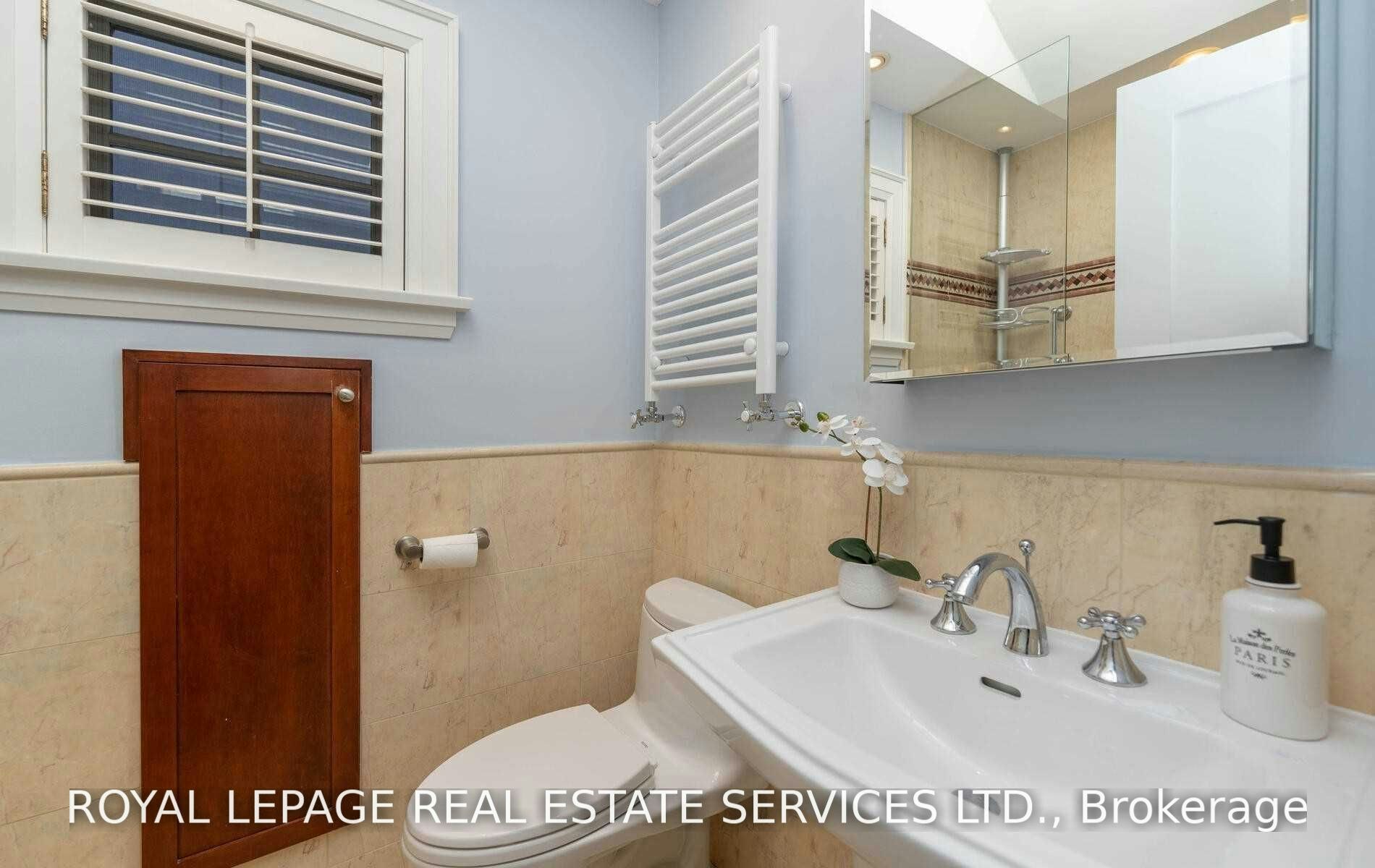 101 Old Orchard Grove, Toronto, ON, M5M 2E1 - 24
