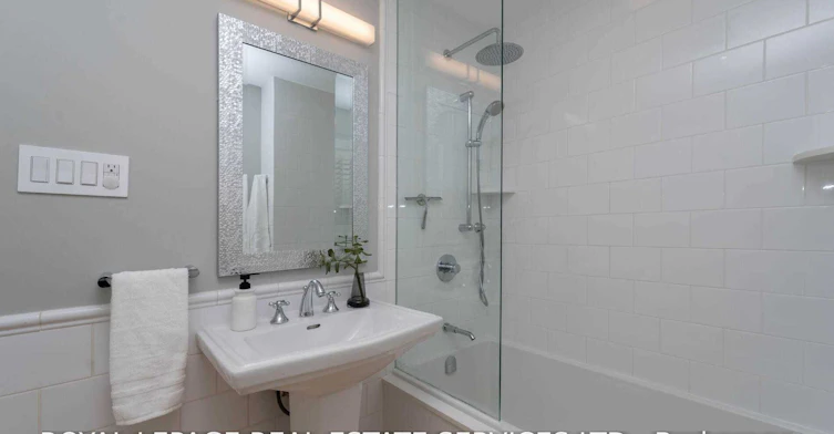 101 Old Orchard Grove, Toronto, ON, M5M 2E1 - 31