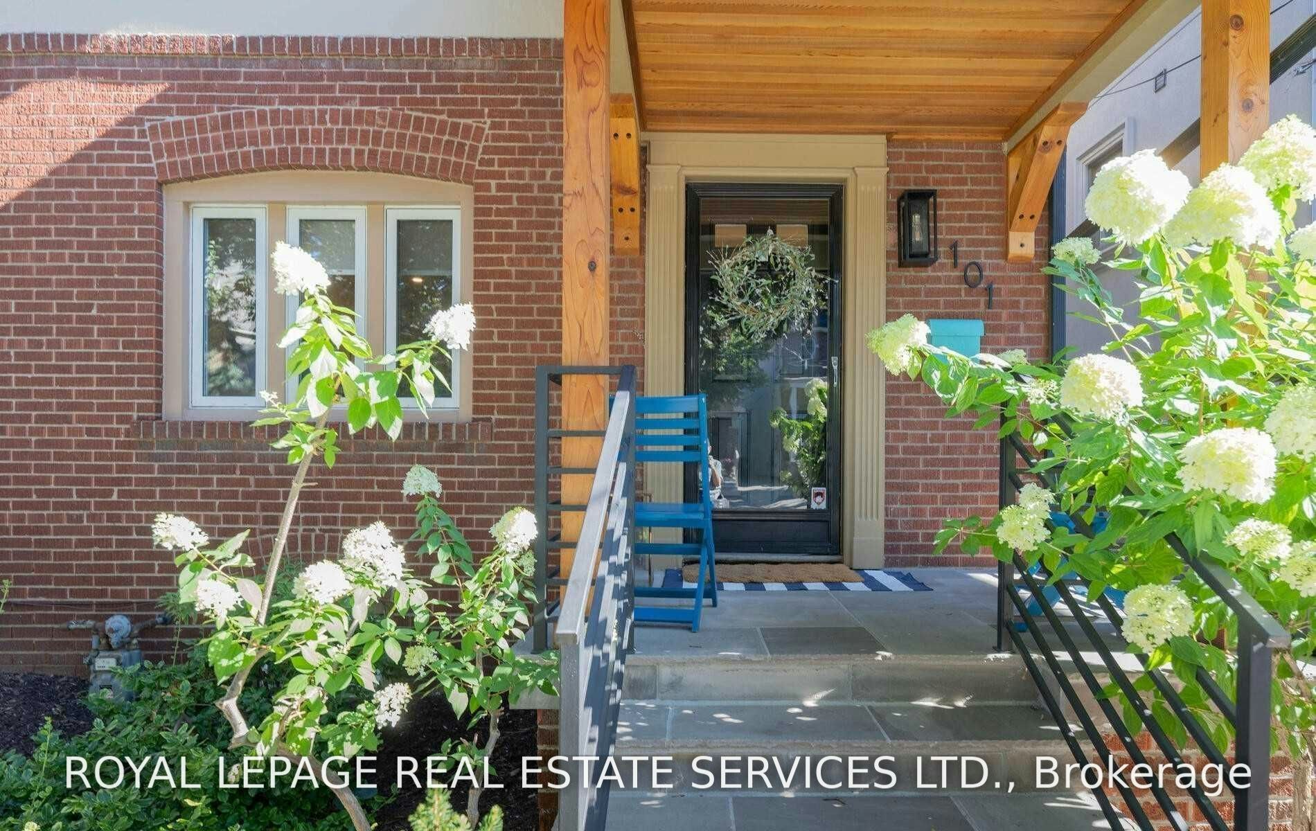 101 Old Orchard Grove, Toronto, ON, M5M 2E1 - 2