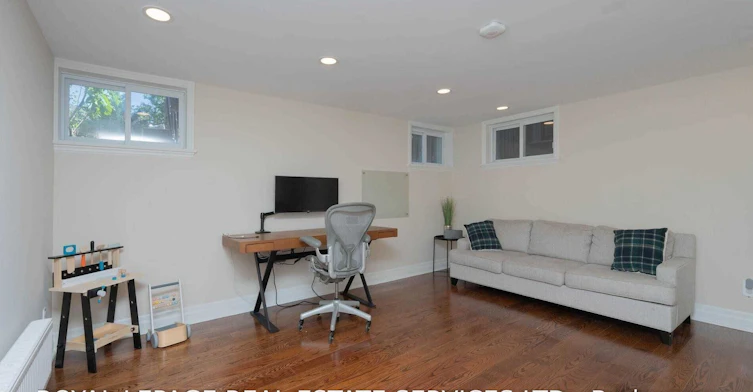 101 Old Orchard Grove, Toronto, ON, M5M 2E1 - 33