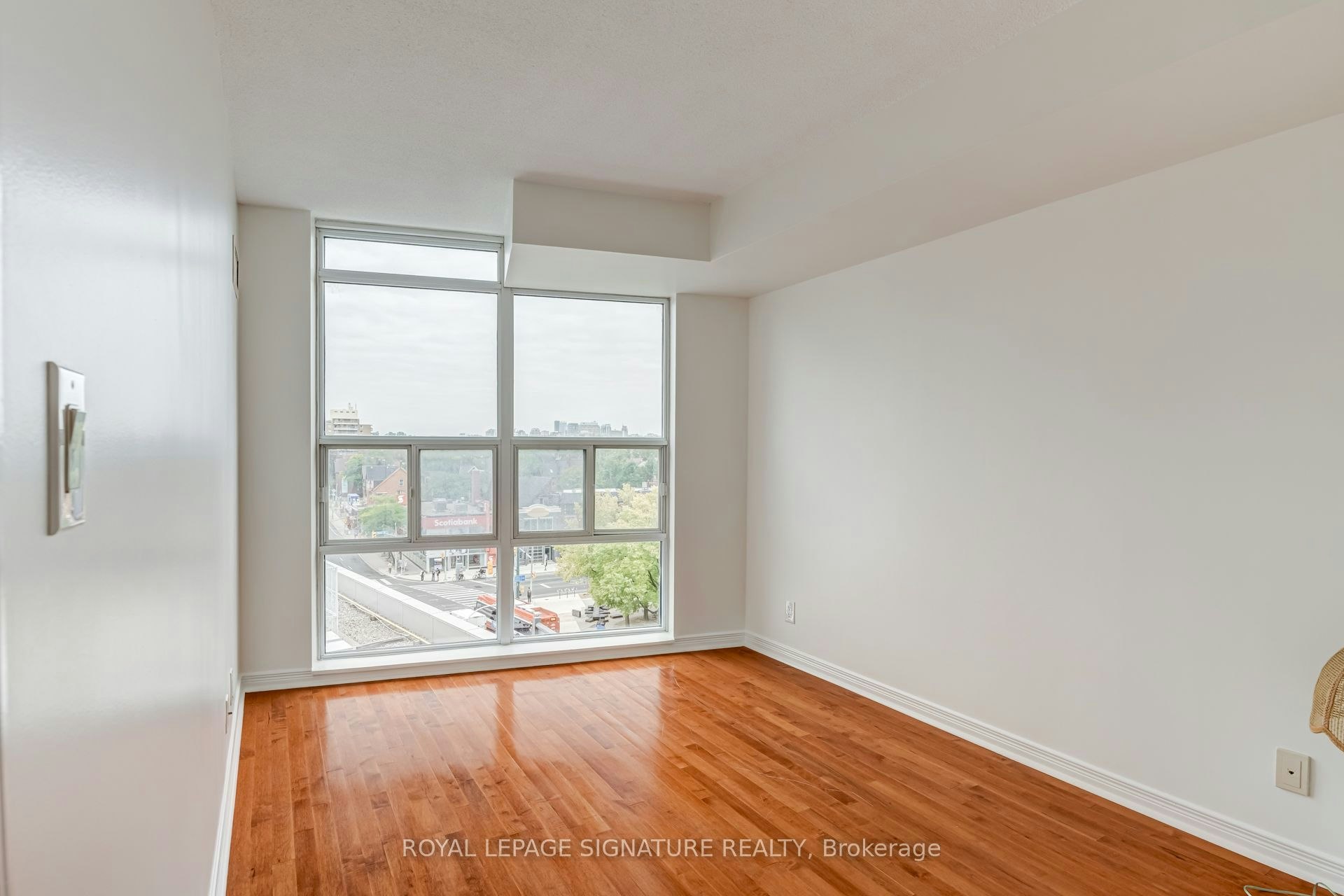 612-736 Spadina Avenue, Toronto, ON, M5S 2J6 - 8