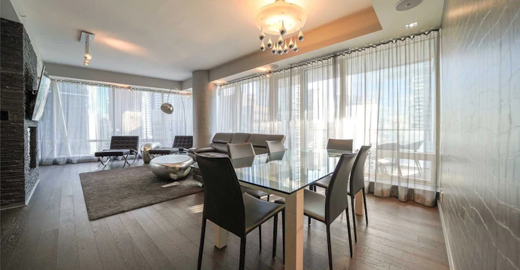 2109-180 University Avenue, Toronto, ON, M5H 0A2 - 6