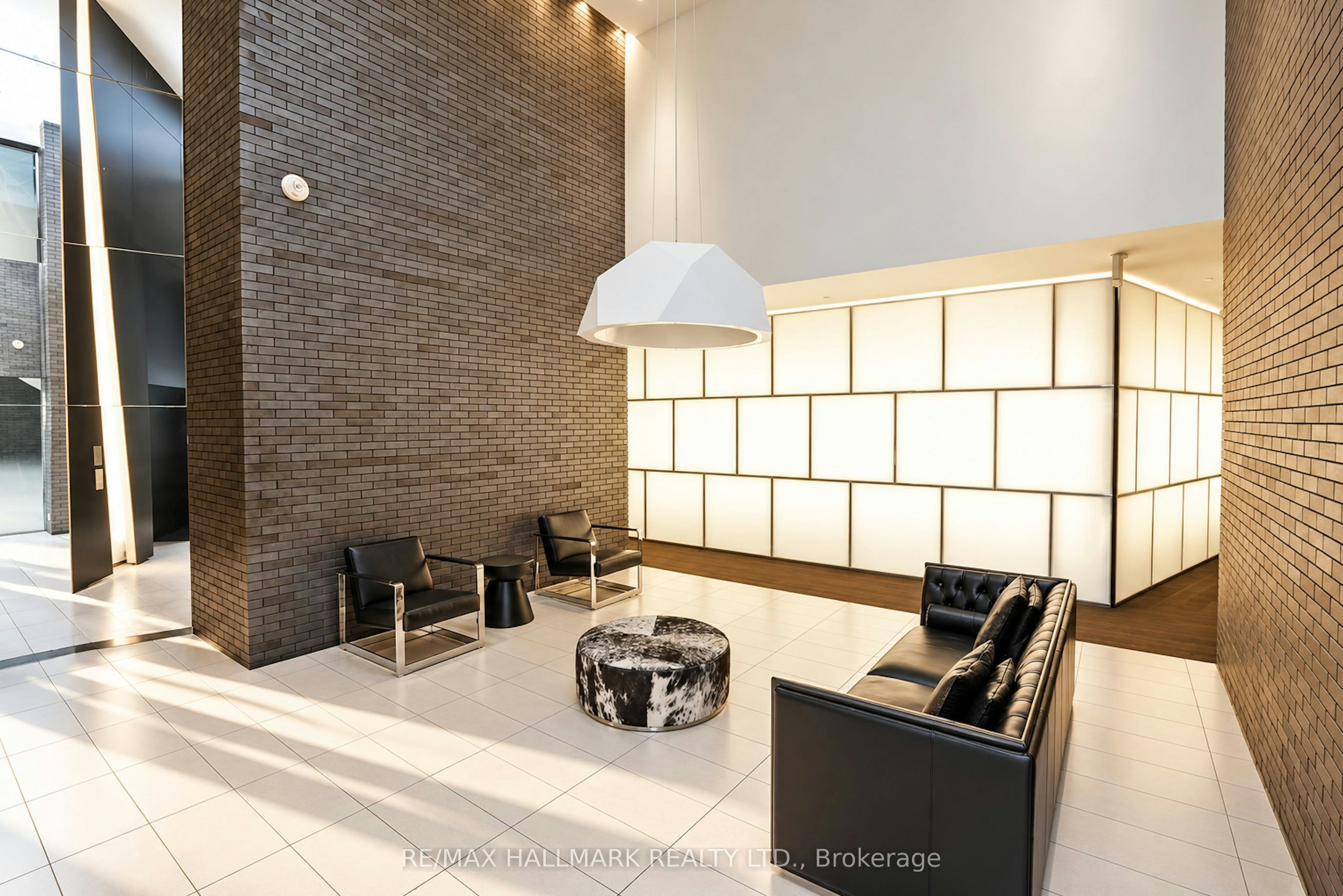 2202-125 Peter Street, Toronto, ON, M5V 2G9 - 17