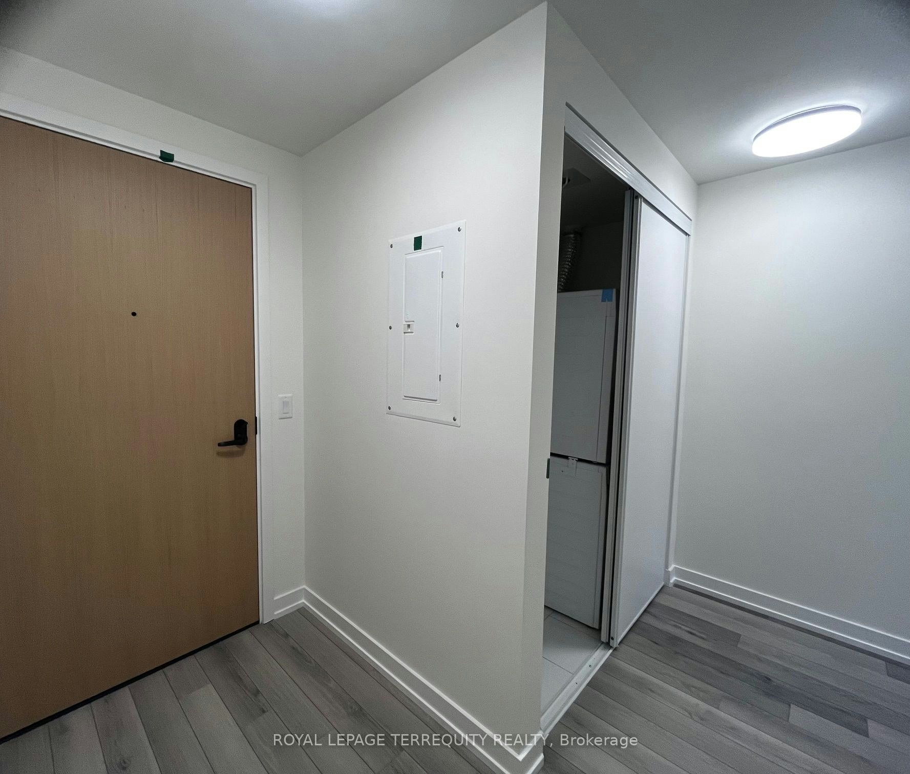 804-89 Church Street, Toronto, ON, M5C 0B7 - 3