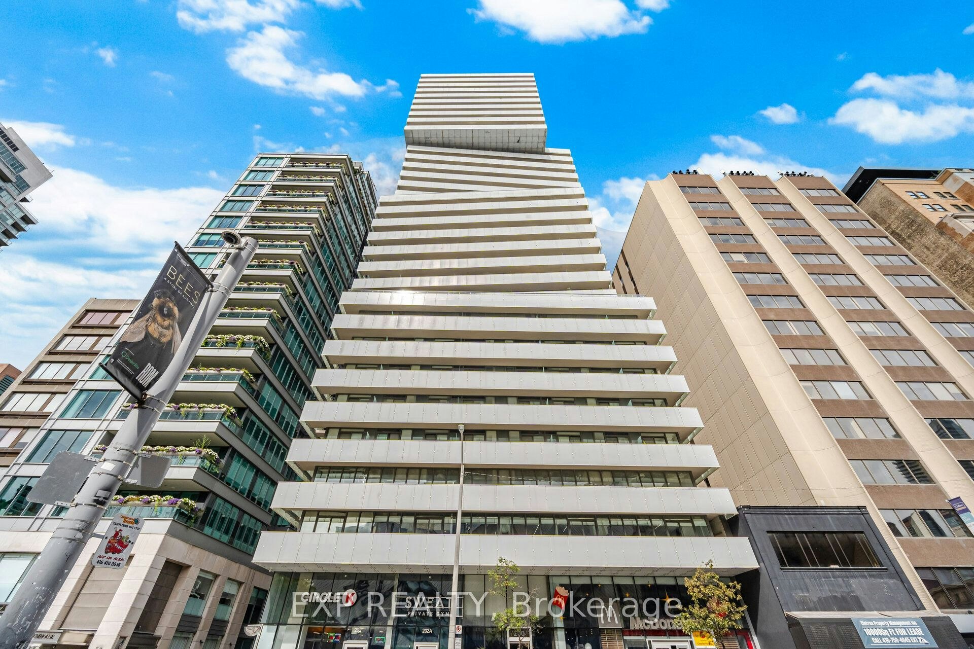2505-200 Bloor Street W, Toronto, ON, M5S 0B1