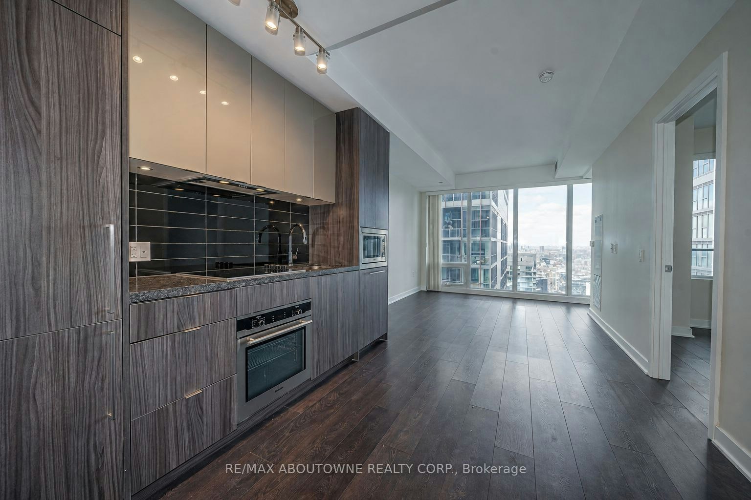 4805-115 Blue Jays Way, Toronto, ON, M5V 0N4 - 6