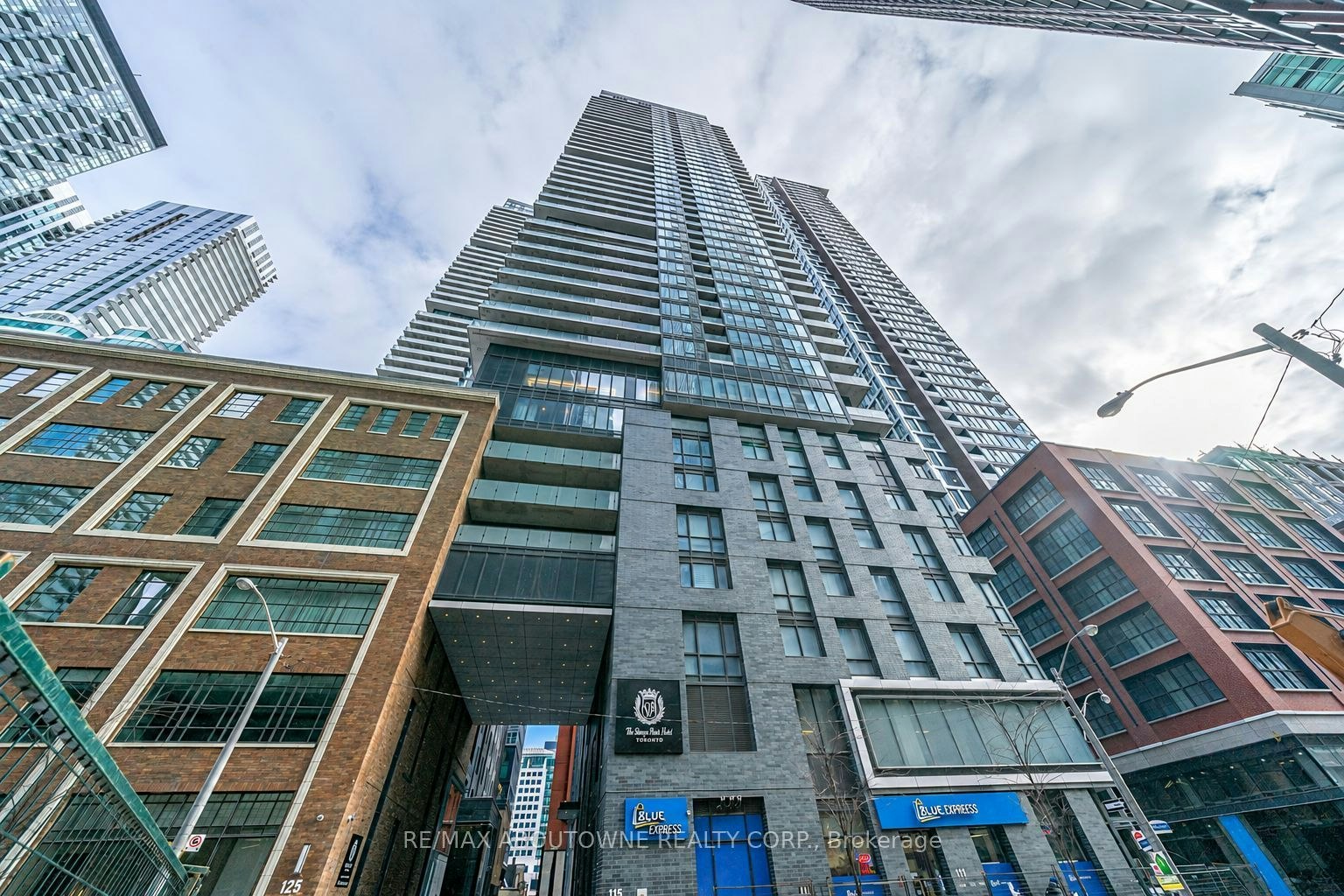 4805-115 Blue Jays Way, Toronto, ON, M5V 0N4 - 2