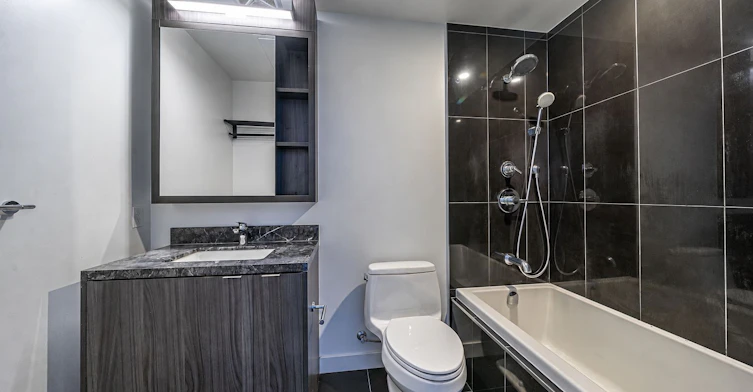 4805-115 Blue Jays Way, Toronto, ON, M5V 0N4 - 13