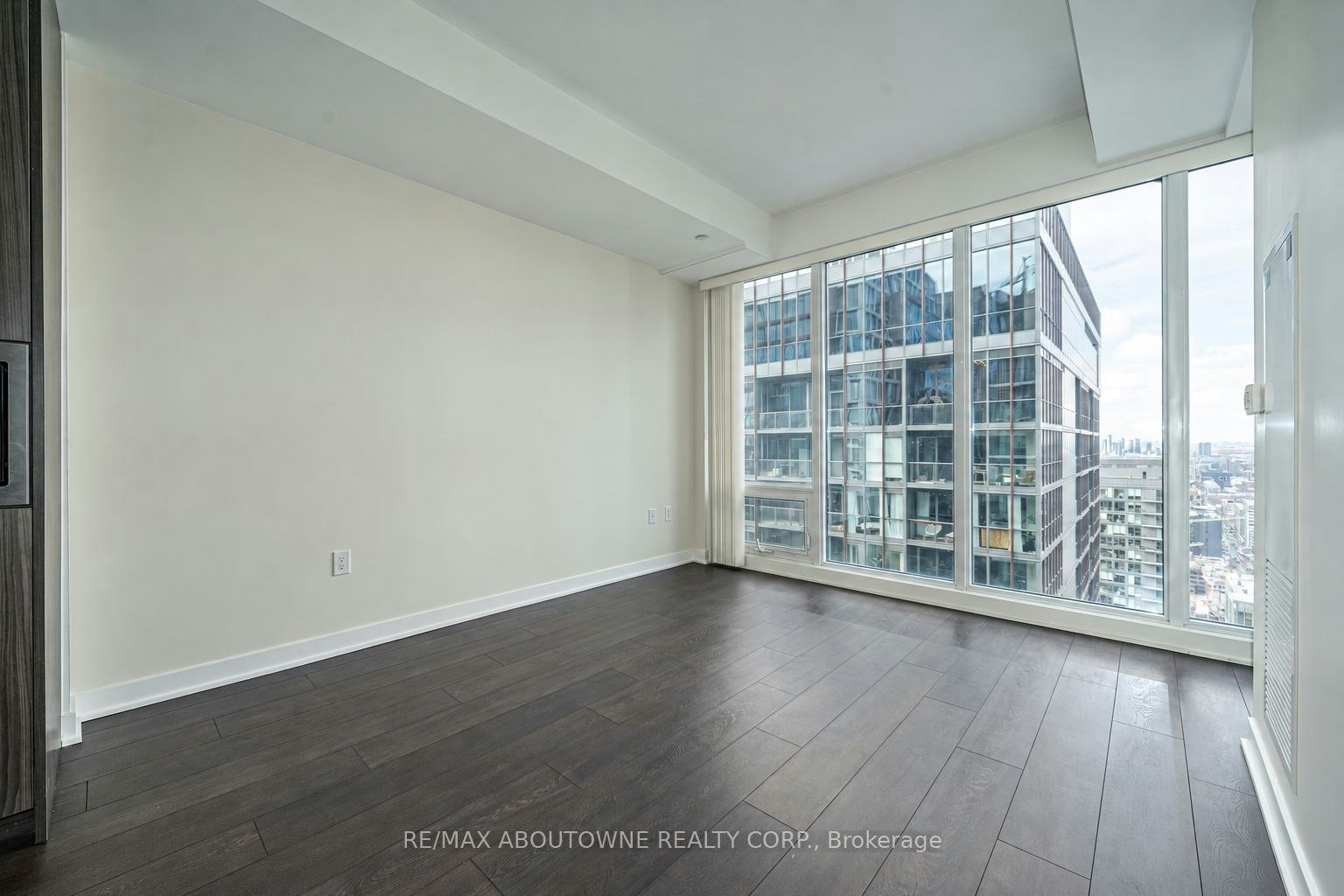4805-115 Blue Jays Way, Toronto, ON, M5V 0N4 - 10