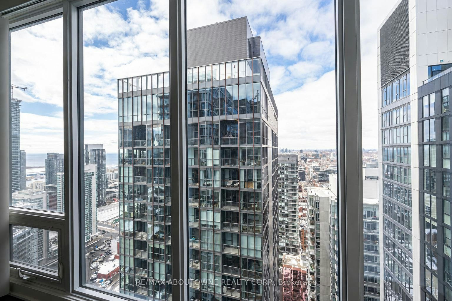 4805-115 Blue Jays Way, Toronto, ON, M5V 0N4 - 16