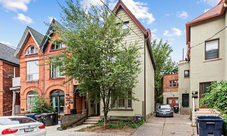 284 Lisgar Street