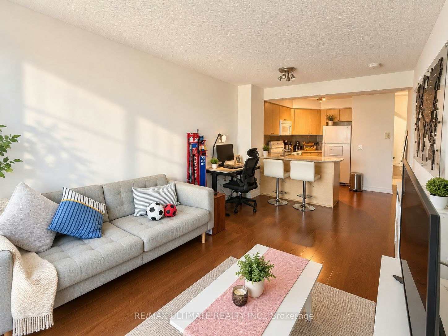 2901-763 Bay Street, Toronto, ON, M5G 2R3