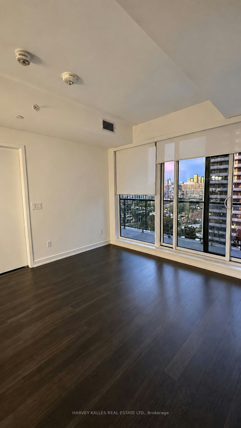 1511-25 Ordnance Street, Toronto, ON, M6K 0E9 - 2