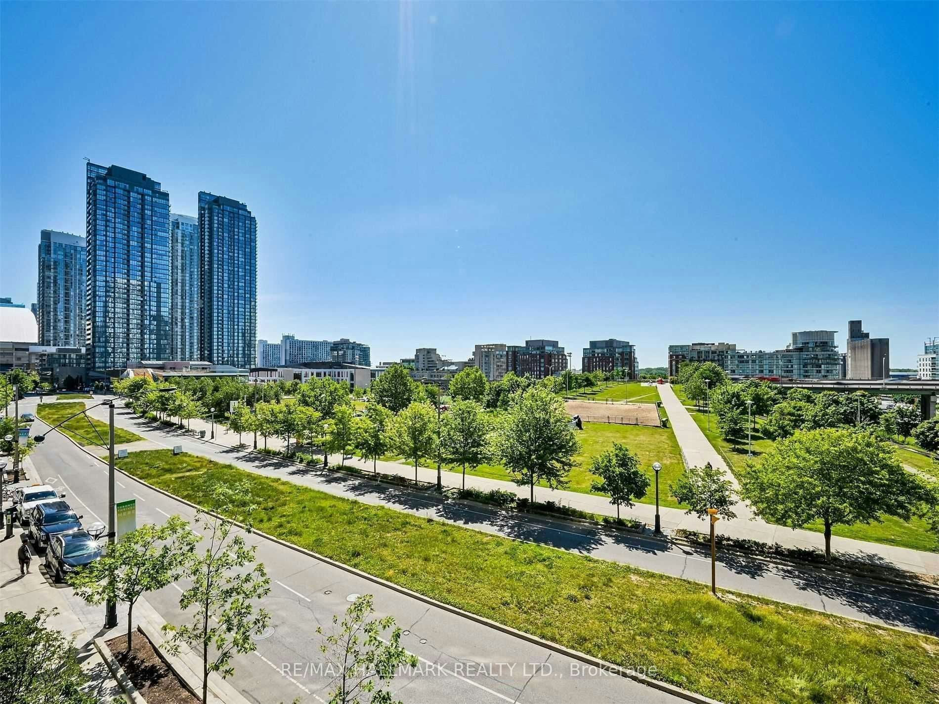 1905-151 Dan Leckie Way, Toronto, ON, M5V 4B2 - 32
