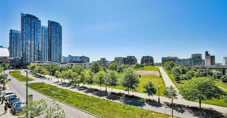 1905-151 Dan Leckie Way, Toronto, ON, M5V 4B2 - 32